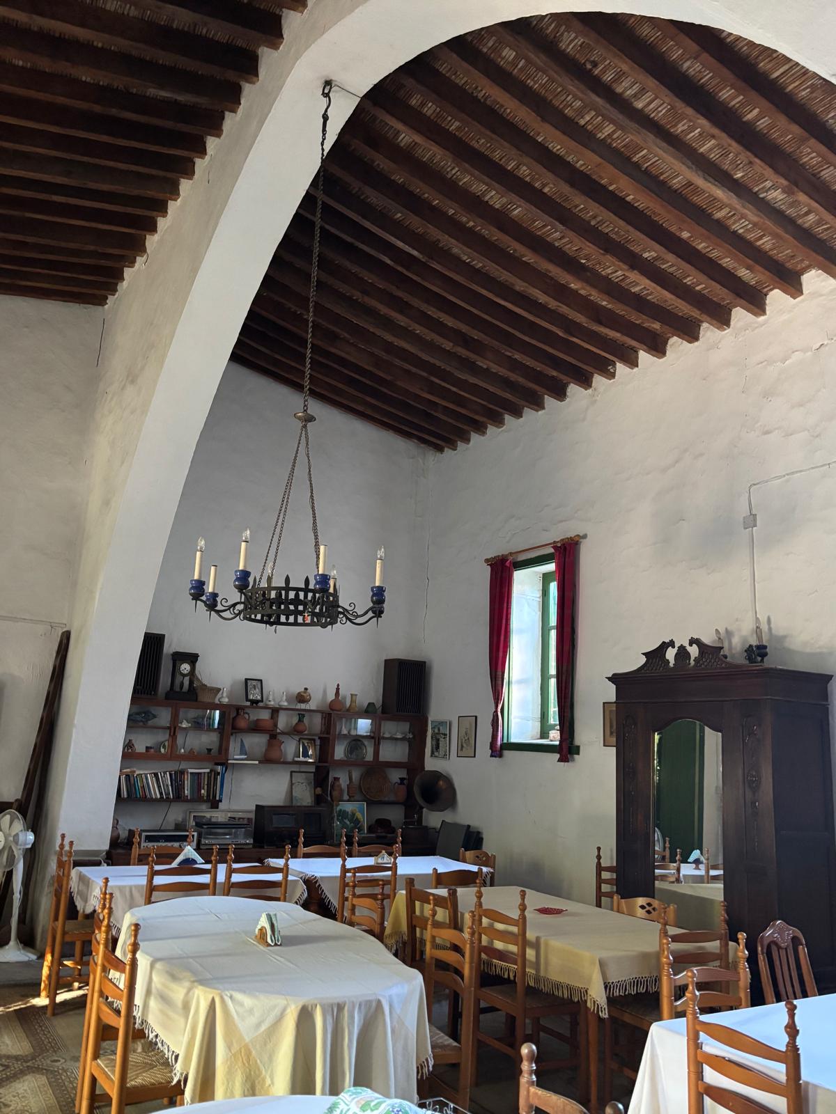 dining_room_1.jpeg