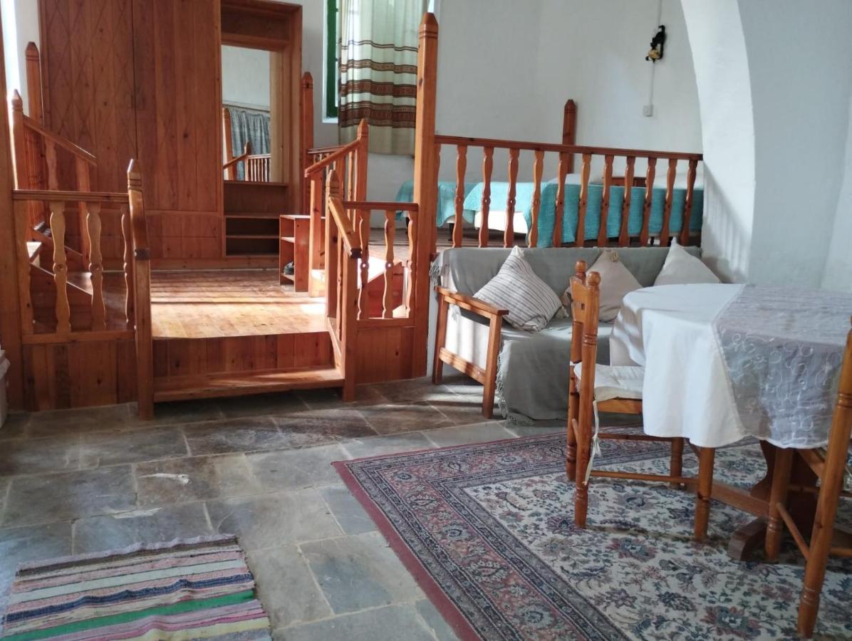 rooms7.jpg